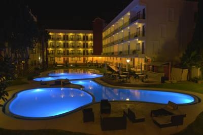 Imagen de la piscina del Hotel Gran Cochabamba. Foto 7