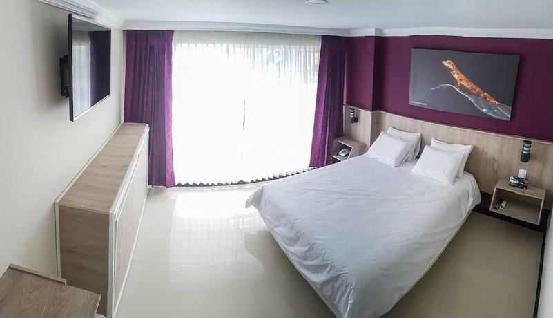 Imagen de la habitación del Hotel Gran Cofanes. Foto 8