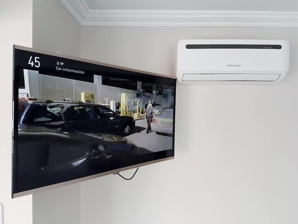 Imagen de la habitación del Hotel Gran Cofanes. Foto 15