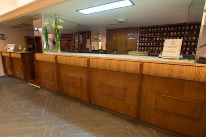 Imagen de los interiores del Hotel Gran Continental. Foto 15