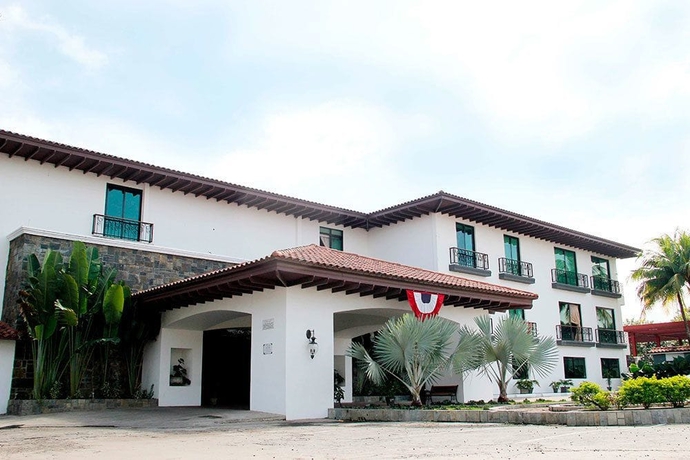 Imagen de los exteriores del Hotel Gran David. Foto 13