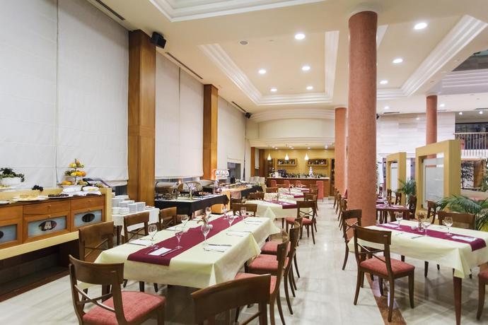 Imagen general del Hotel Gran De Ferrol. Foto 18