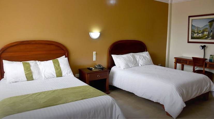 Imagen de la habitación del Hotel Gran De Lago El Coca. Foto 2