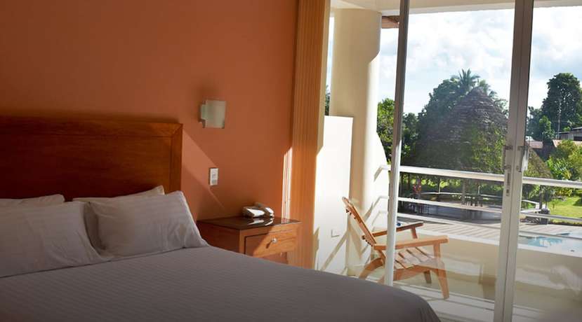 Imagen de la habitación del Hotel Gran De Lago El Coca. Foto 9