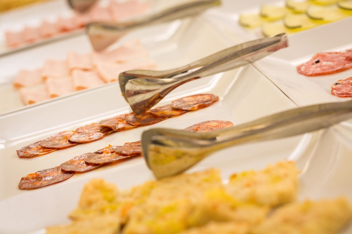 Imagen del bar/restaurante del Hotel Gran Derby Suites Hotel, A Small Luxury Hotels Of The World. Foto 3