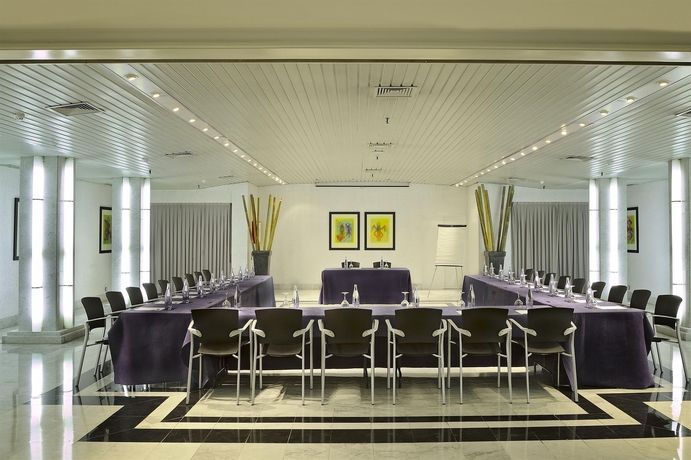 Imagen de los interiores del Hotel Gran Derby Suites Hotel, A Small Luxury Hotels Of The World. Foto 15