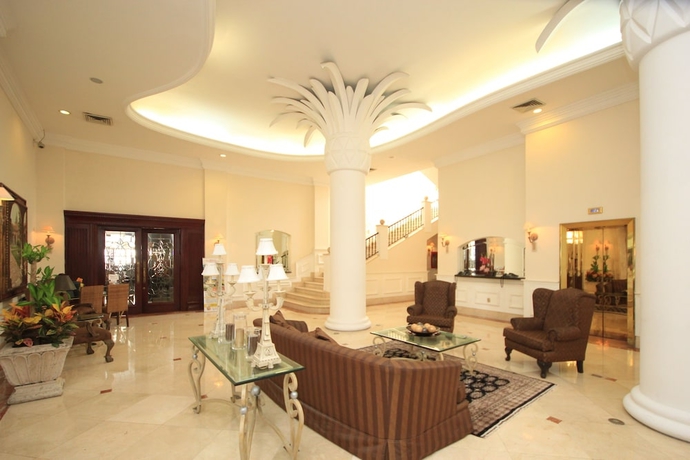 Imagen de los interiores del Hotel Gran Diligencias. Foto 17