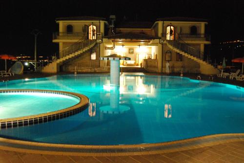Imagen general del Hotel Gran Duca, Briatico. Foto 4