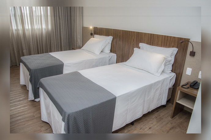 Imagen de la habitación del Hotel Gran Executive. Foto 3