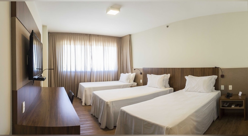Imagen de la habitación del Hotel Gran Executive. Foto 4