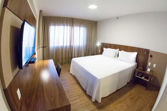 Imagen de la habitación del Hotel Gran Executive. Foto 8