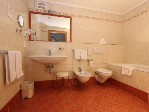 Imagen de la habitación del Hotel Gran Fanes. Foto 11