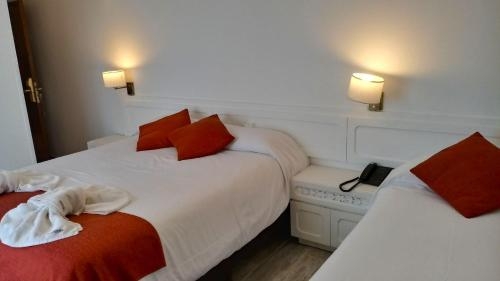 Imagen de la habitación del Hotel Gran Fontainebleau. Foto 7