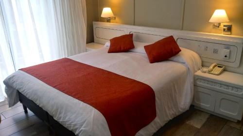 Imagen de la habitación del Hotel Gran Fontainebleau. Foto 9