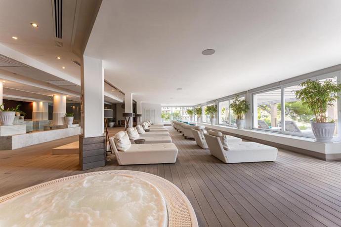 Imagen de los interiores del Hotel Gran Fornells Thalasso & Spa. Foto 14