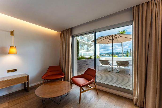 Imagen de la habitación del Hotel Gran Fornells Thalasso & Spa. Foto 10