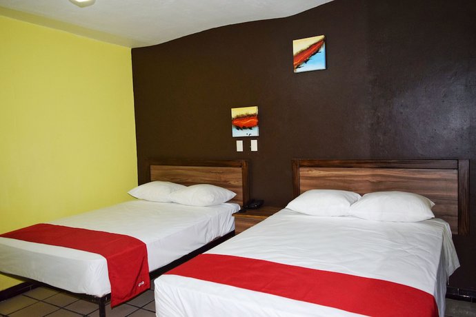 Imagen de la habitación del Hotel Gran Galerias Plaza. Foto 4