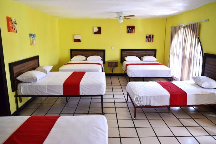 Imagen de la habitación del Hotel Gran Galerias Plaza. Foto 14