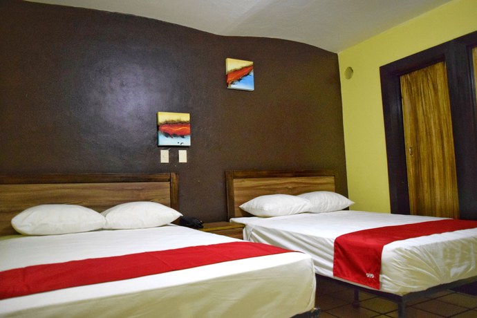 Imagen de la habitación del Hotel Gran Galerias Plaza. Foto 16