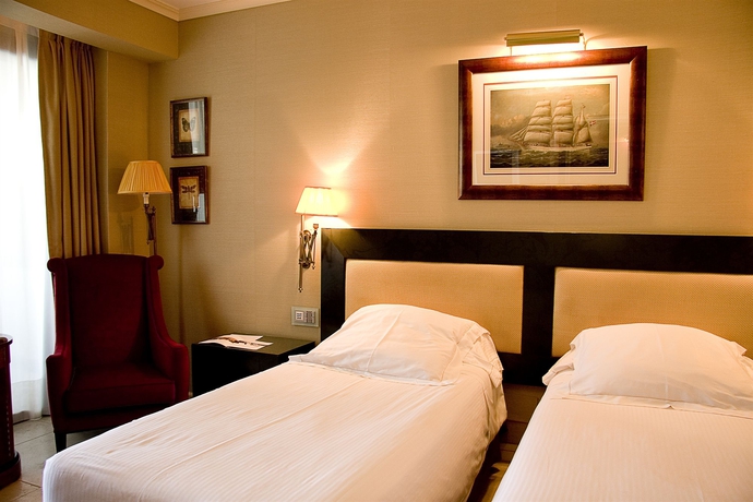 Imagen de la habitación del Hotel Gran Guadalpin Banus. Foto 3