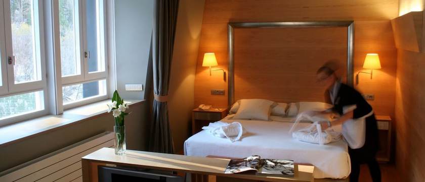 Imagen de la habitación del Hotel Gran Hotel - Balneario de Panticosa. Foto 11