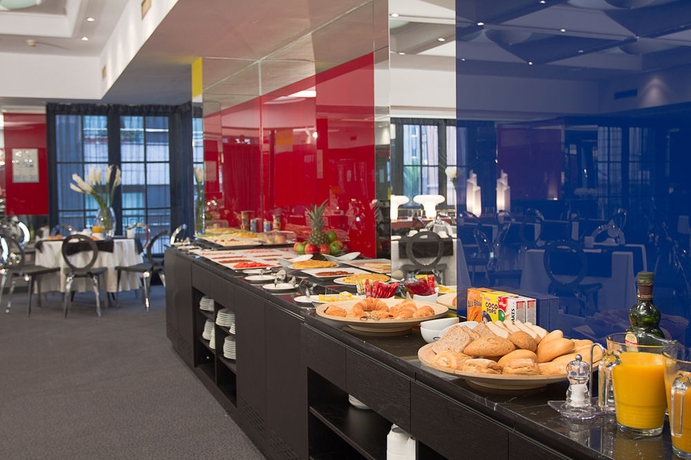 Imagen del bar/restaurante del Hotel Gran Hotel España. Foto 3