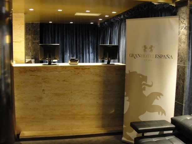 Imagen de los interiores del Hotel Gran Hotel España. Foto 10