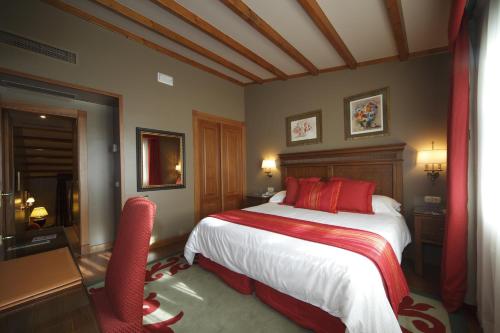 Imagen de la habitación del Hotel Gran Hotel Los Abetos. Foto 2