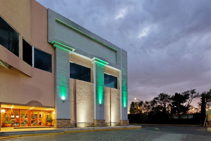 Imagen de los exteriores del Hotel Gran Hotel Plaza Imperial. Foto 12