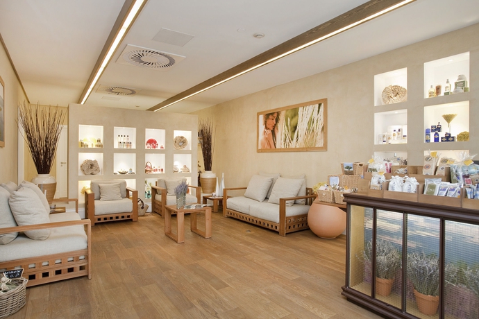 Imagen de los interiores del Hotel Gran Hotel la Florida. Foto 15