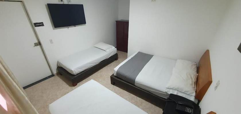 Imagen de la habitación del Hotel Gran Imperio. Foto 10
