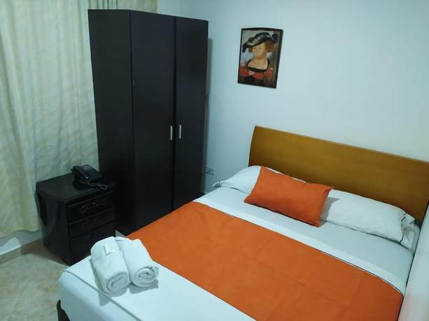 Imagen de la habitación del Hotel Gran Imperio. Foto 13