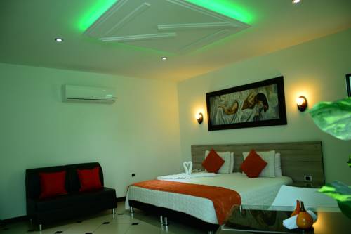 Imagen de la habitación del Hotel Gran Internacional Sanbara. Foto 4