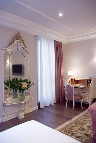 Imagen de los interiores del Hotel Gran La Perla. Foto 10