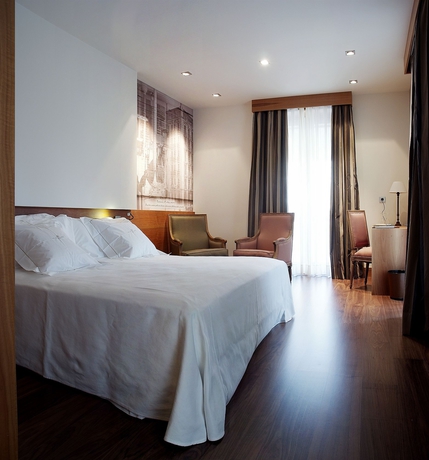 Imagen de la habitación del Hotel Gran La Perla. Foto 4