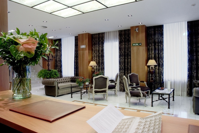 Imagen de los interiores del Hotel Gran La Perla. Foto 16