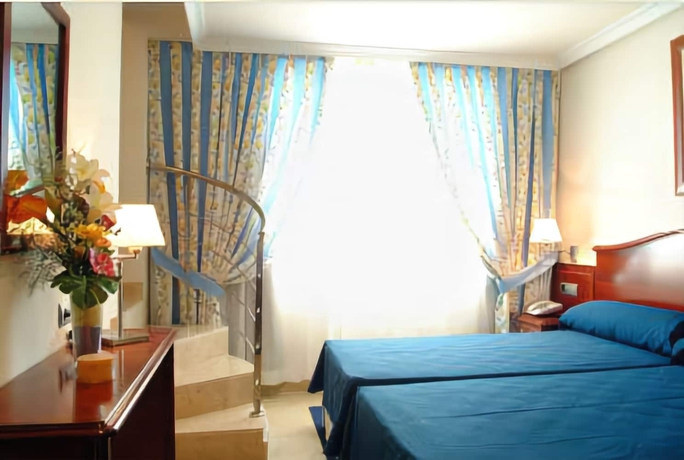 Imagen de la habitación del Hotel Gran Legazpi. Foto 10