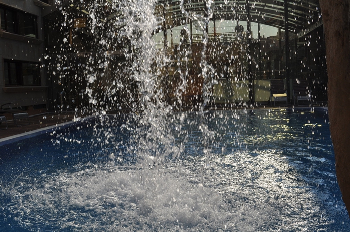 Imagen de la piscina del Hotel Gran Liber & Spa. Foto 18