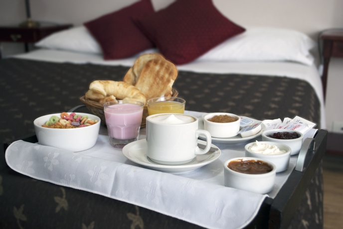 Imagen de la habitación del Hotel Gran Madryn. Foto 10