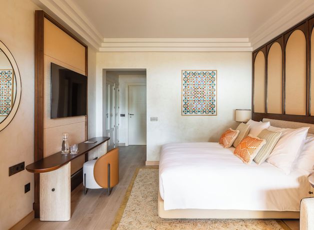 Imagen de la habitación del Hotel Gran Marbella Resort and Beach Club. Foto 9