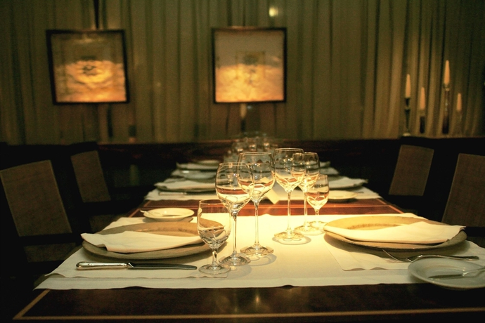 Imagen del bar/restaurante del Hotel Gran Marquise. Foto 3