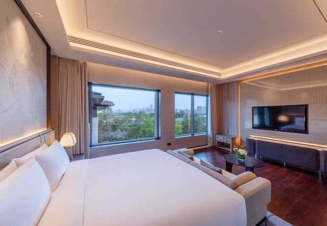 Imagen de la habitación del Hotel Gran Melia Chengdu. Foto 2