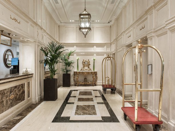 Imagen de los interiores del Hotel Gran Melia Fénix. Foto 20