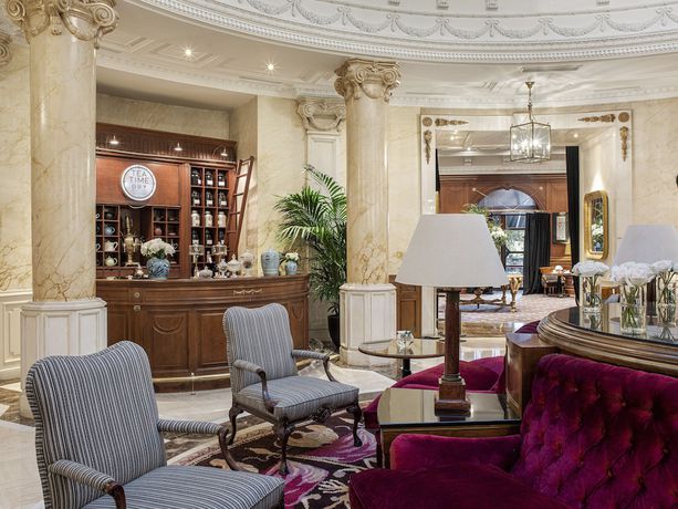 Imagen del bar/restaurante del Hotel Gran Melia Fénix. Foto 2