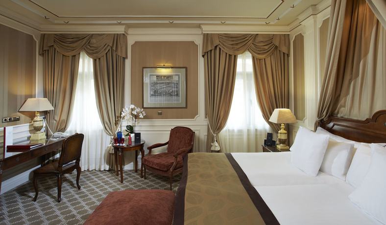 Imagen de la habitación del Hotel Gran Melia Fénix. Foto 12