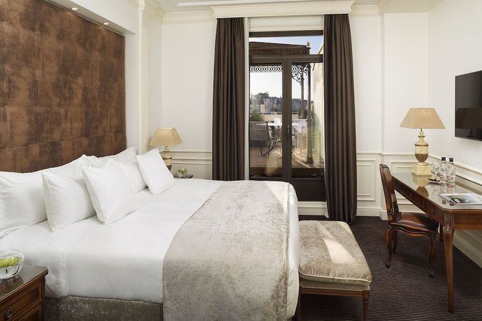 Imagen de la habitación del Hotel Gran Melia Fénix. Foto 14