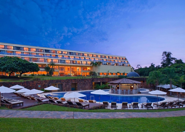 Imagen de los exteriores del Hotel Gran Melia Iguazú. Foto 12