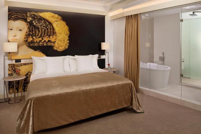 Imagen de la habitación del Hotel Gran Melia Palacio de los Duques. Foto 11