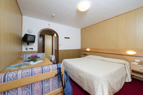 Imagen de la habitación del Hotel Gran Mugon. Foto 9