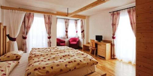 Imagen de la habitación del Hotel Gran Mugon. Foto 12